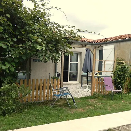 度假居 Au Bal Des Oiseaux *