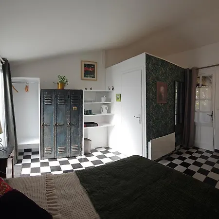 Au Bal Des Oiseaux Hébergement de vacances *
